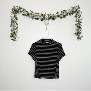 FREE PEOPLE WE THE FREE Black Short Sleeve Striped Shirt Mock Neck Size Medium